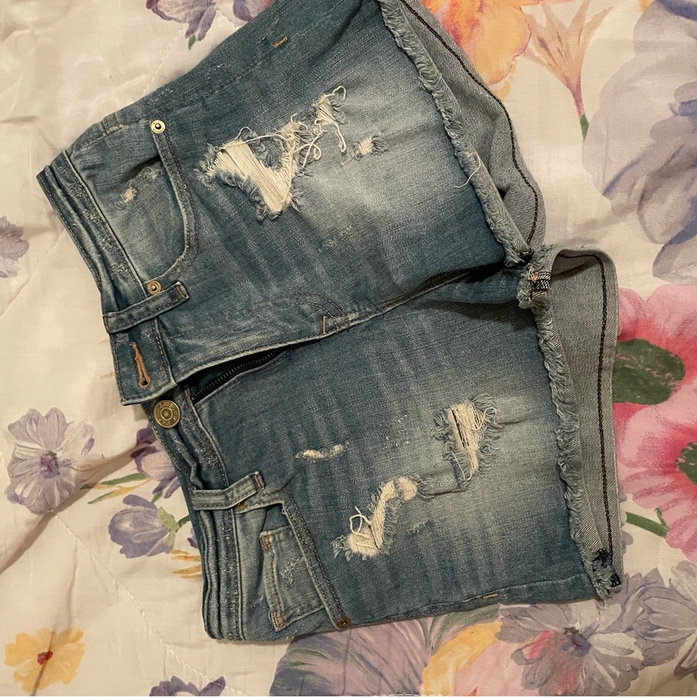 Express distressed jean shorts 2